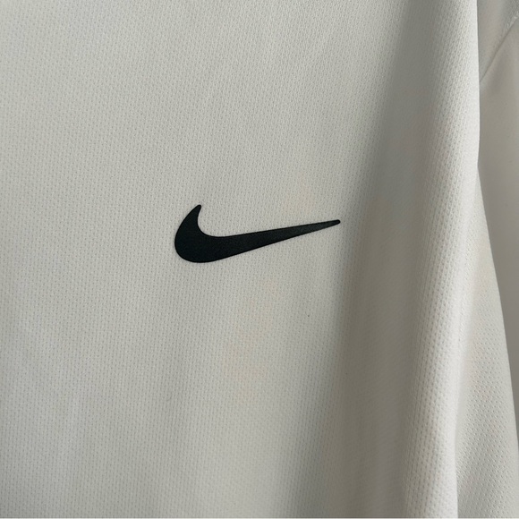 Nike White Men’s Dri-fit - Picture 5 of 5